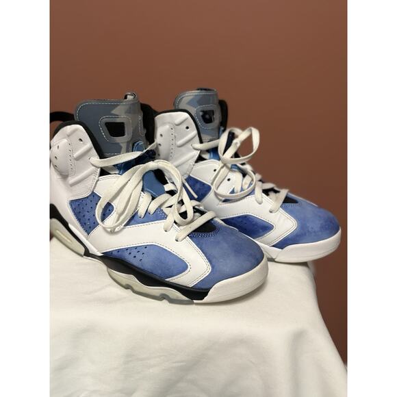 Jordan 6 Retro UNC Home Size 10.5 main image 5